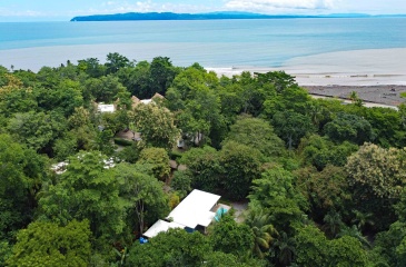 House for rent, Pavones Point, Pavones, Costa Rica, Pool, Walking distance to the beach, for rent, alquiler