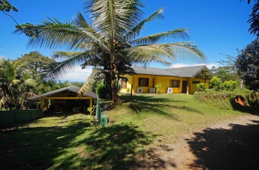 A 3 bed 1.5 bath home for sale in the jungles of Pavones Costa Rica