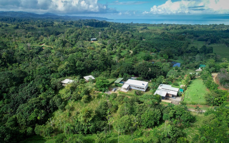 House for sale, Shipping Container House, Pavones Costa Rica, La Virgen, Playa Zancudo, Playa Pilon, Southwest Costa Rica, Casa en Venta, Se Vende Casa, Casa de Contenedores, Jungle House for sale, Beach House, Ocean View house, New House, Casa Nueva