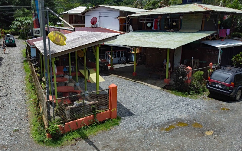 Bar, For sale, Restaurant, Cabinas, Patente, Liquor, Se vende, Pavones, Costa Rica, Negocio, Business for sale, ROI 20%, 