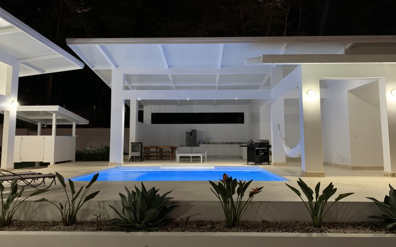 House for sale, Luxury home, Luxury House, Beach House, Walking distance to the beach, Pavones, Costa Rica, La Hierba, Pilon, Pool Home